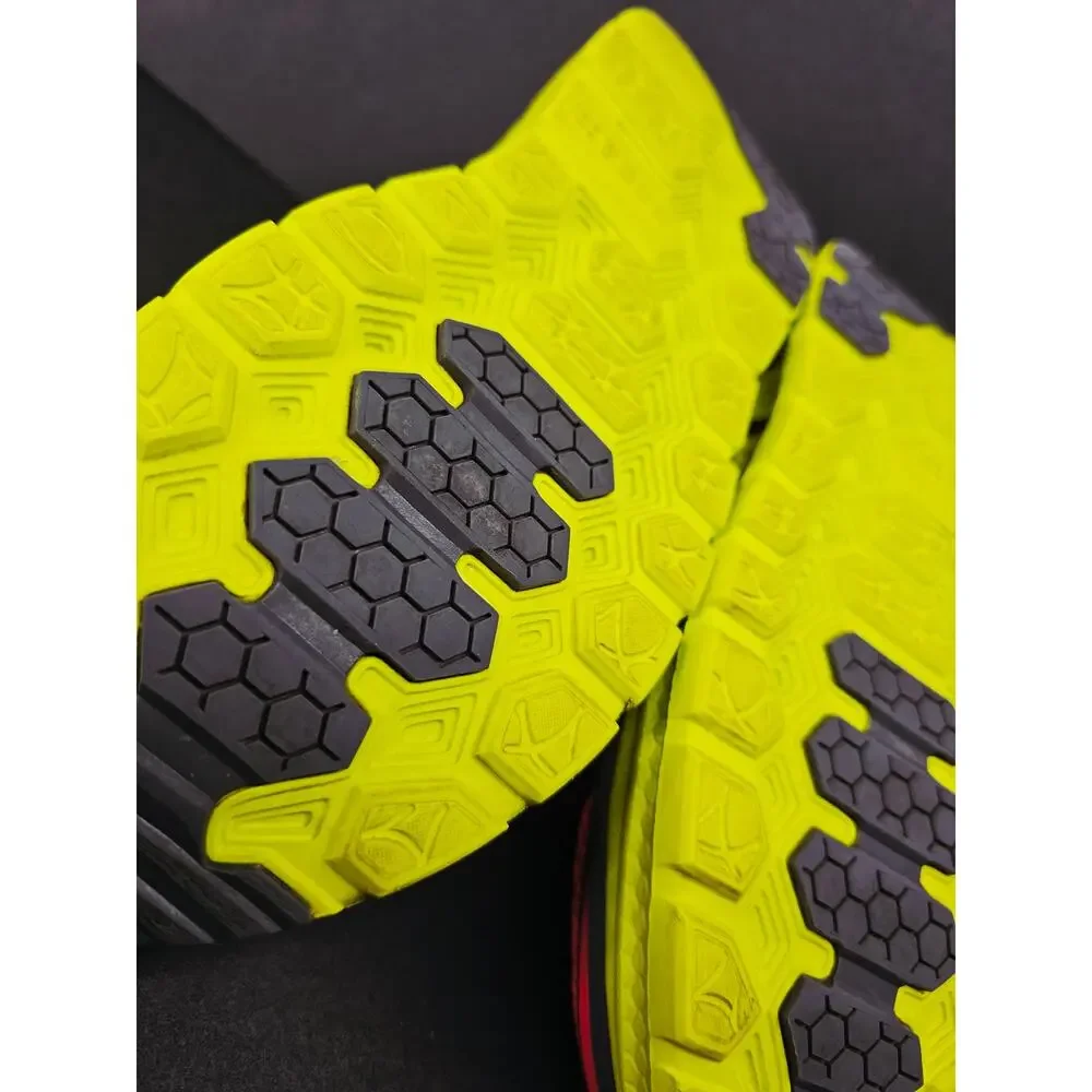 Hoka Women 7.5 Comfy footwear